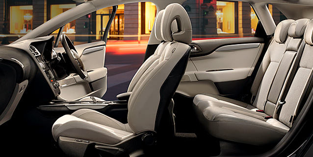 C4試乗車のご案内。