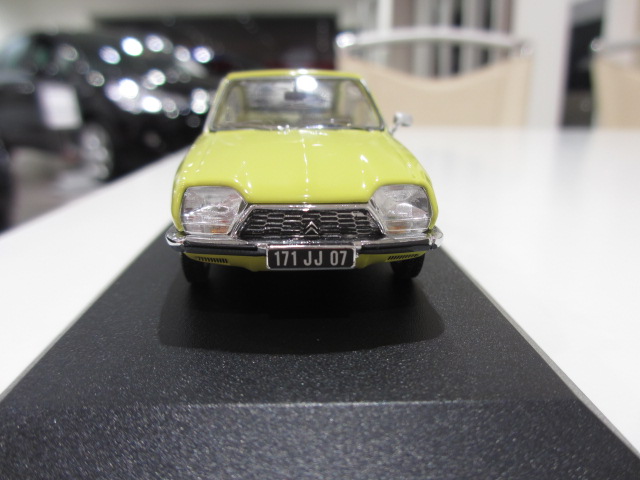 1/43 GS Jaune ミニカー