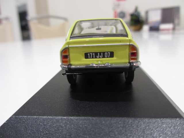 1/43 GS Jaune ミニカー