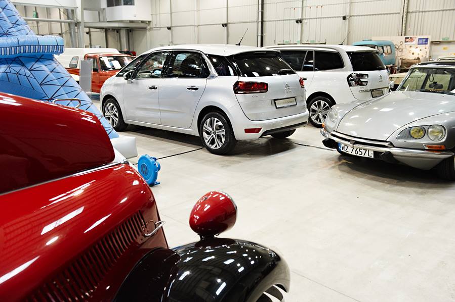 白もイイんです！