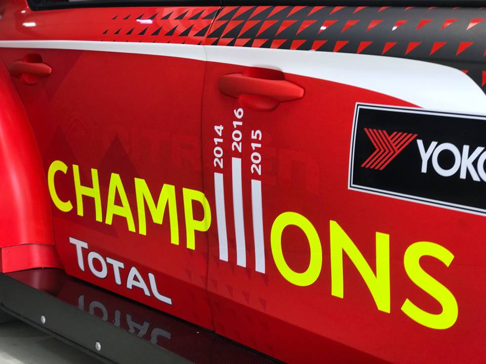 mannequin challenge!