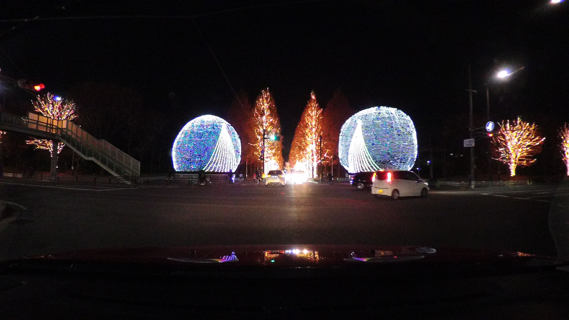 ConnectedCAMでイルミネーションに突入