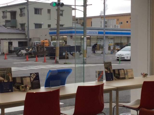 お向かいも工事中