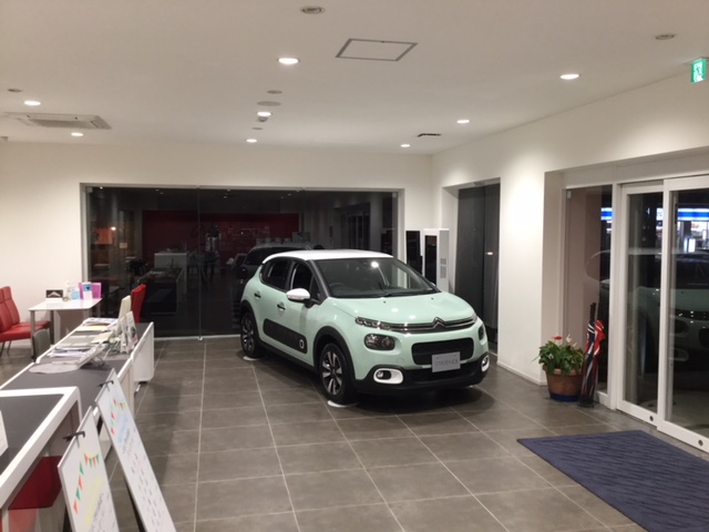 久々の展示車！！（ちょい無理やりですけど・・）