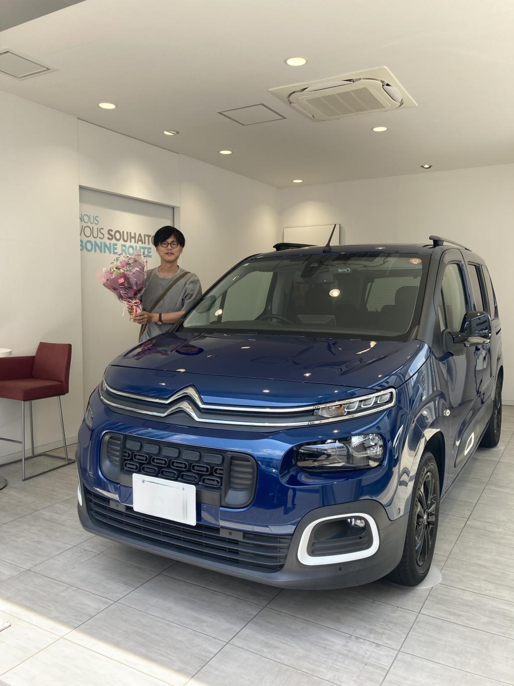 『2021年　BERLINGO　ディープブルーご納車』