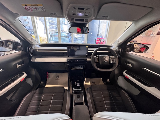 展示車入れ替えのご案内【ＮＥＷ　Ｃ３】